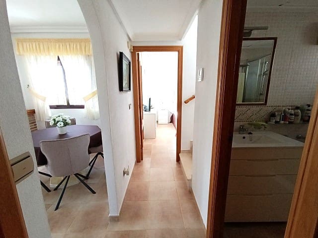 3 slaapkamer Villa te koop in La Marina met zwembad garage - € 265.000 (Ref: 9603384)