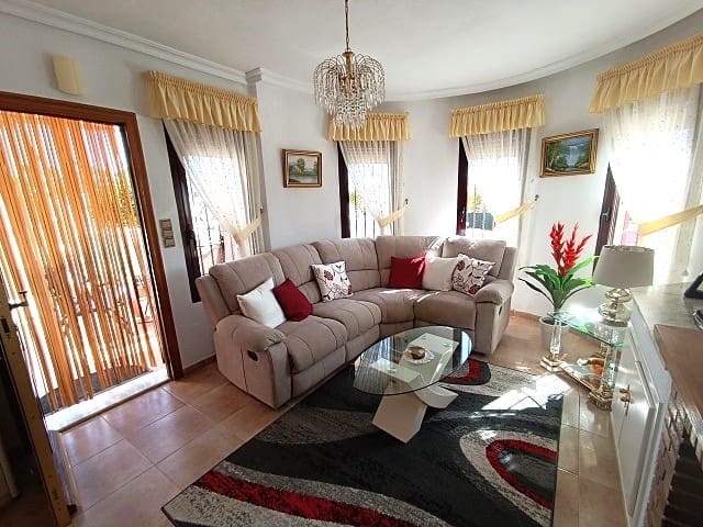 3 slaapkamer Villa te koop in La Marina met zwembad garage - € 265.000 (Ref: 9603384)