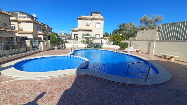 3 camera da letto Villa in vendita in La Marina, Elche / Elx con piscina - 184.950 € (Rif: 9618496)