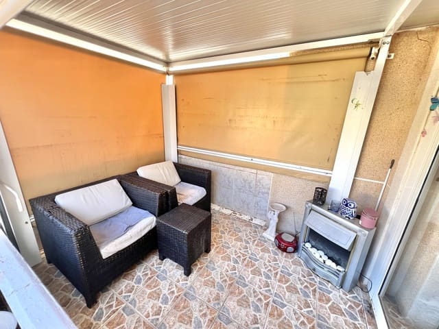 2 bedroom Terraced Villa for sale in La Marina, Elche / Elx - € 112,000 (Ref: 9623243)