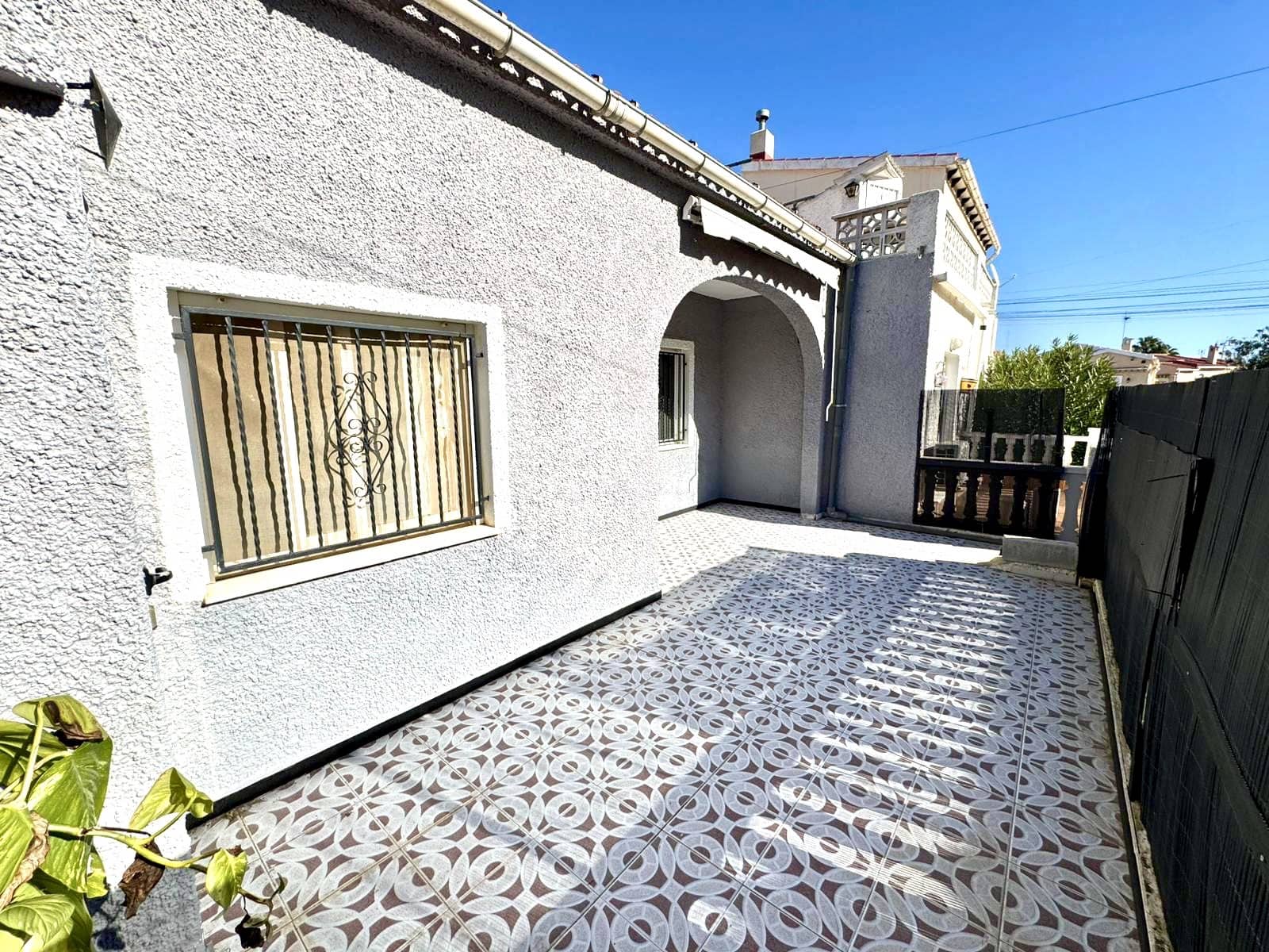 1 bedroom Terraced Villa for sale in La Marina - € 114,950 (Ref: 9628191)