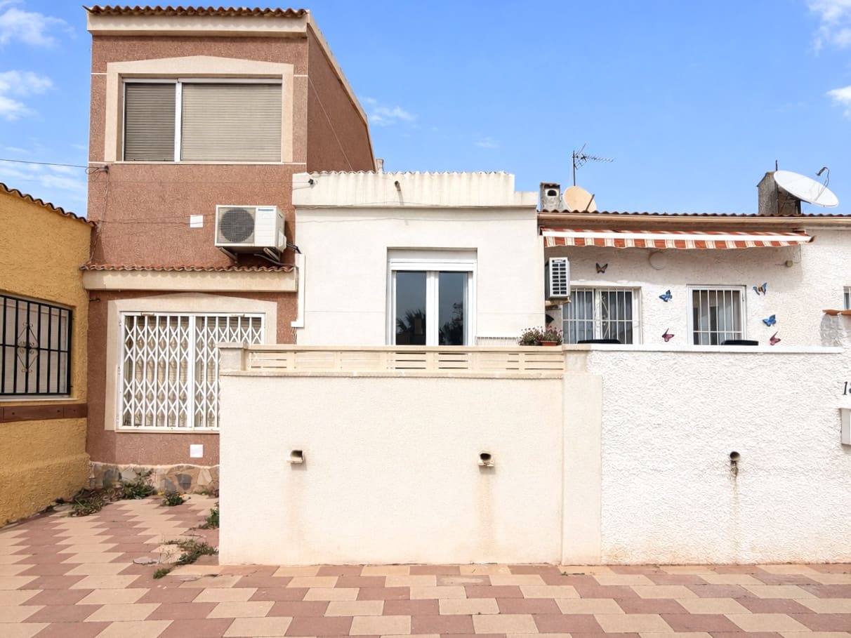 2 chambre Villa/Maison Mitoyenne à vendre à San Fulgencio avec garage - 120 000 € (Ref: 9646255)