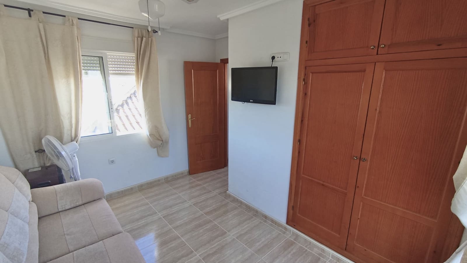 3 soveværelse Villa til salg i La Marina med swimmingpool garage - € 219.950 (Ref: 9653339)