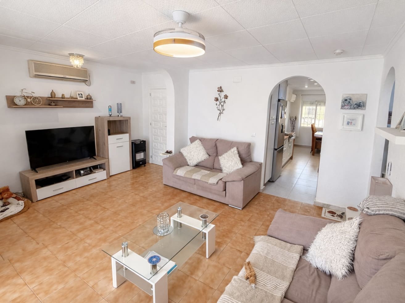 3 bedroom Villa for sale in La Marina with pool garage - € 229,950 (Ref: 9733785)