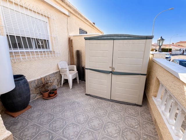 3 bedroom Villa for sale in La Marina, Elche / Elx with pool garage - € 229,950 (Ref: 9733785)