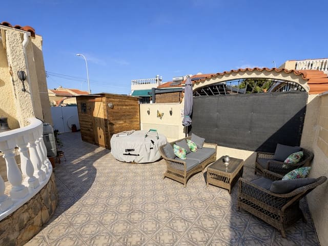 3 bedroom Villa for sale in La Marina, Elche / Elx with pool garage - € 229,950 (Ref: 9733785)