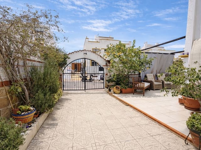 3 bedroom Villa for sale in La Marina, Elche / Elx with pool garage - € 192,000 (Ref: 9736252)