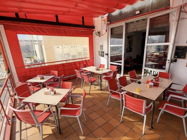 Commerciale in vendita in La Marina, Elche / Elx - 79.950 € (Rif: 9736253)