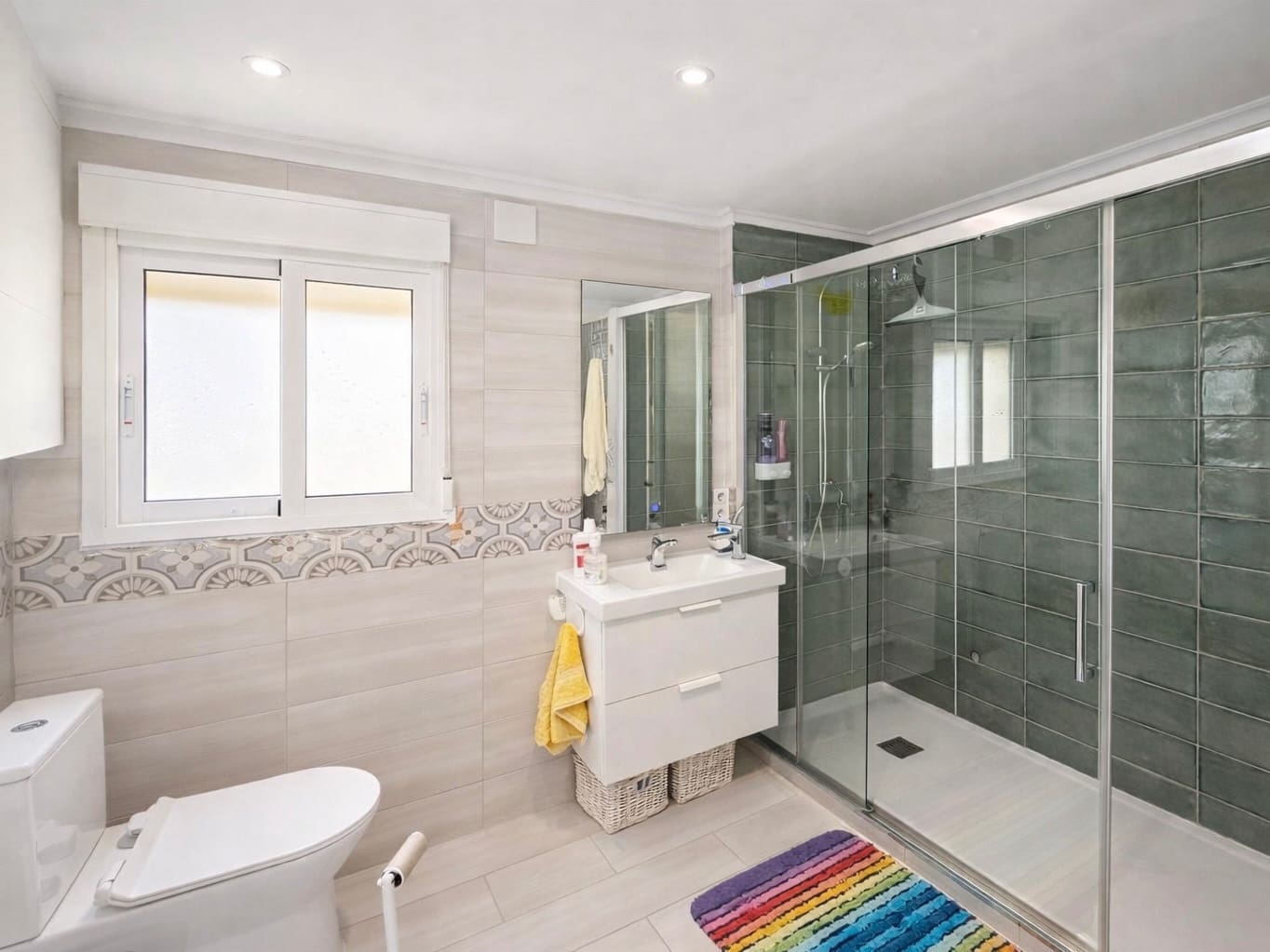 4 bedroom Villa for sale in La Marina with garage - € 19,000 (Ref: 9740110)