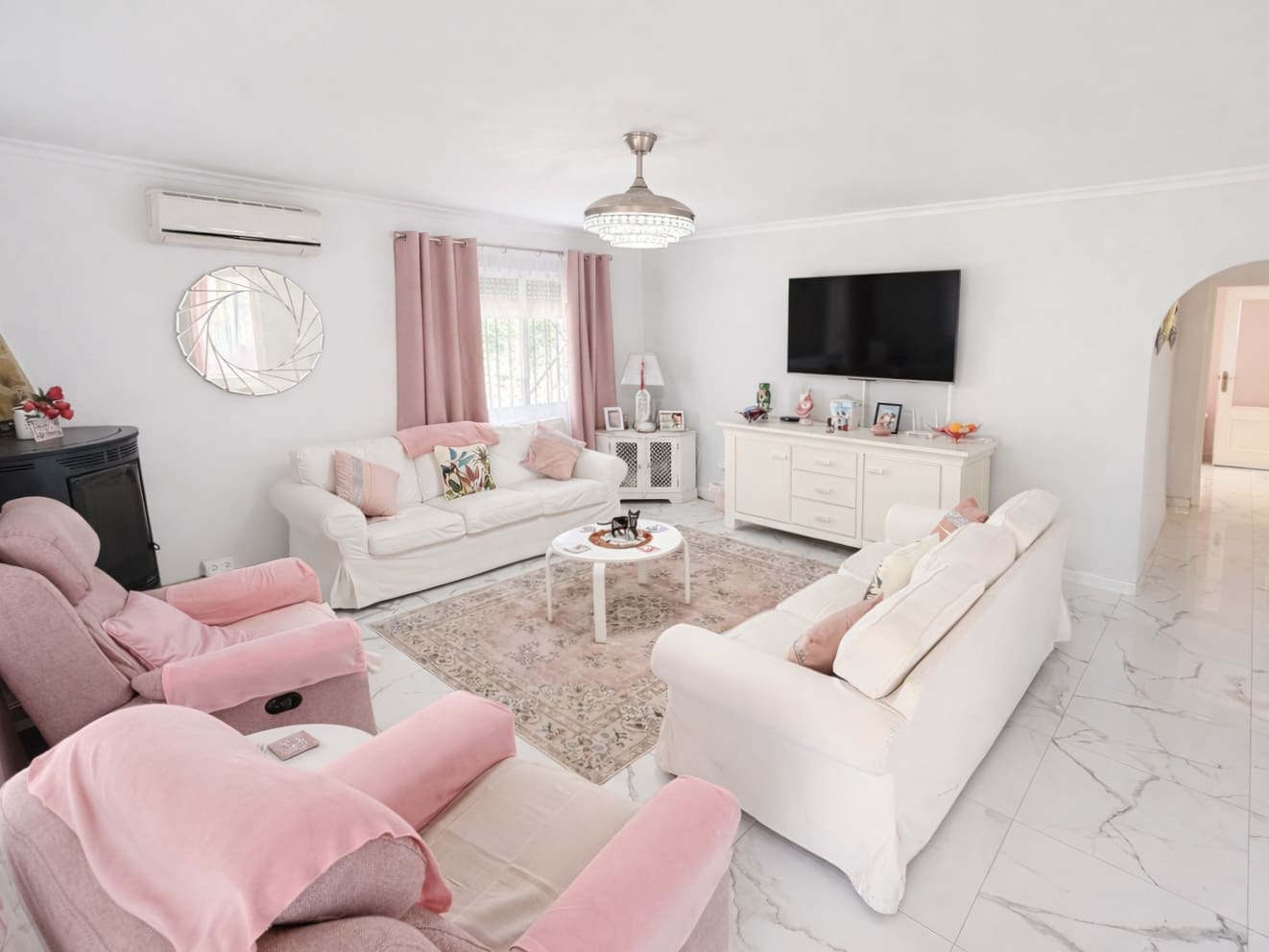 4 soveværelse Finca/Landehus til salg i San Fulgencio med swimmingpool garage - € 335.000 (Ref: 9784932)