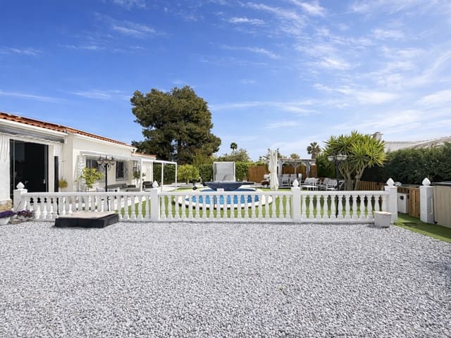 4 sypialnia Finka/Dom wiejski na sprzedaż w San Fulgencio z basenem garażem - 520 000 € (Ref: 9787822)