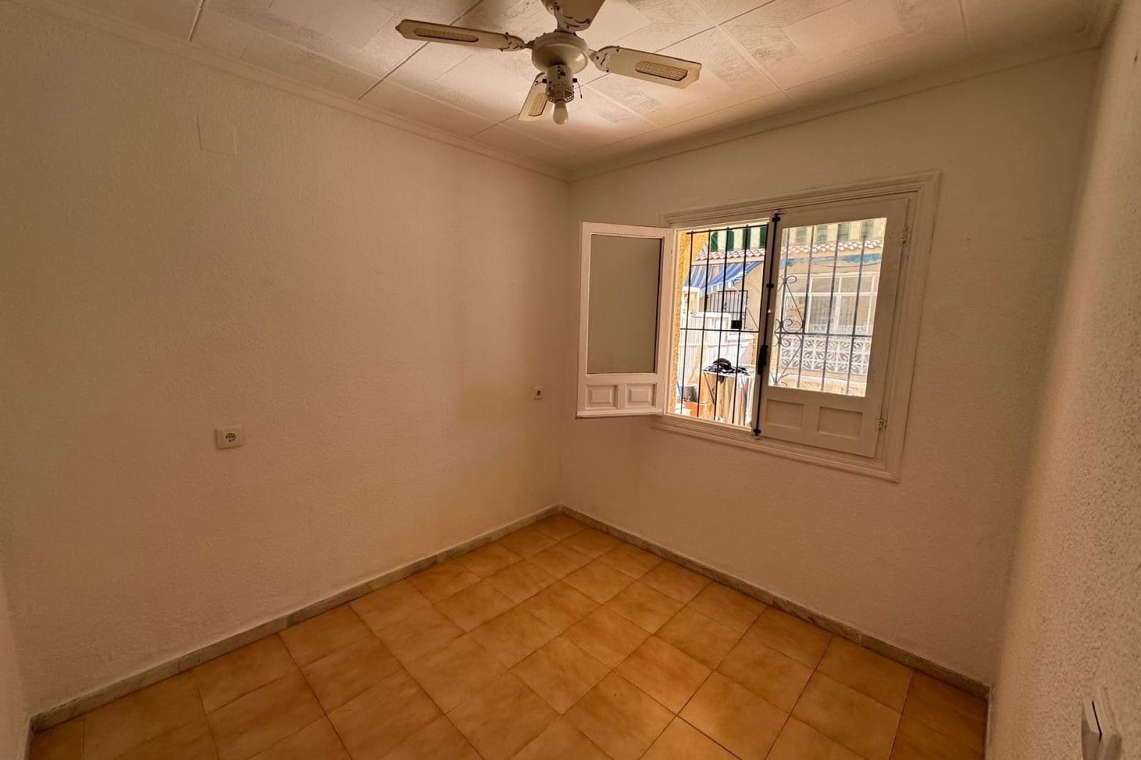 1 sypialnia Dom szeregowy na sprzedaż w La Marina - 79 900 € (Ref: 9789457)