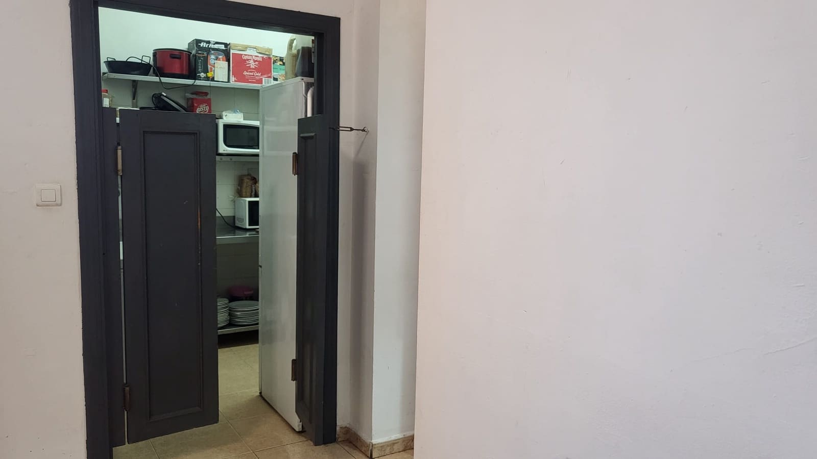 Comercial para venda em La Marina - 210 000 € (Ref: 9793199)