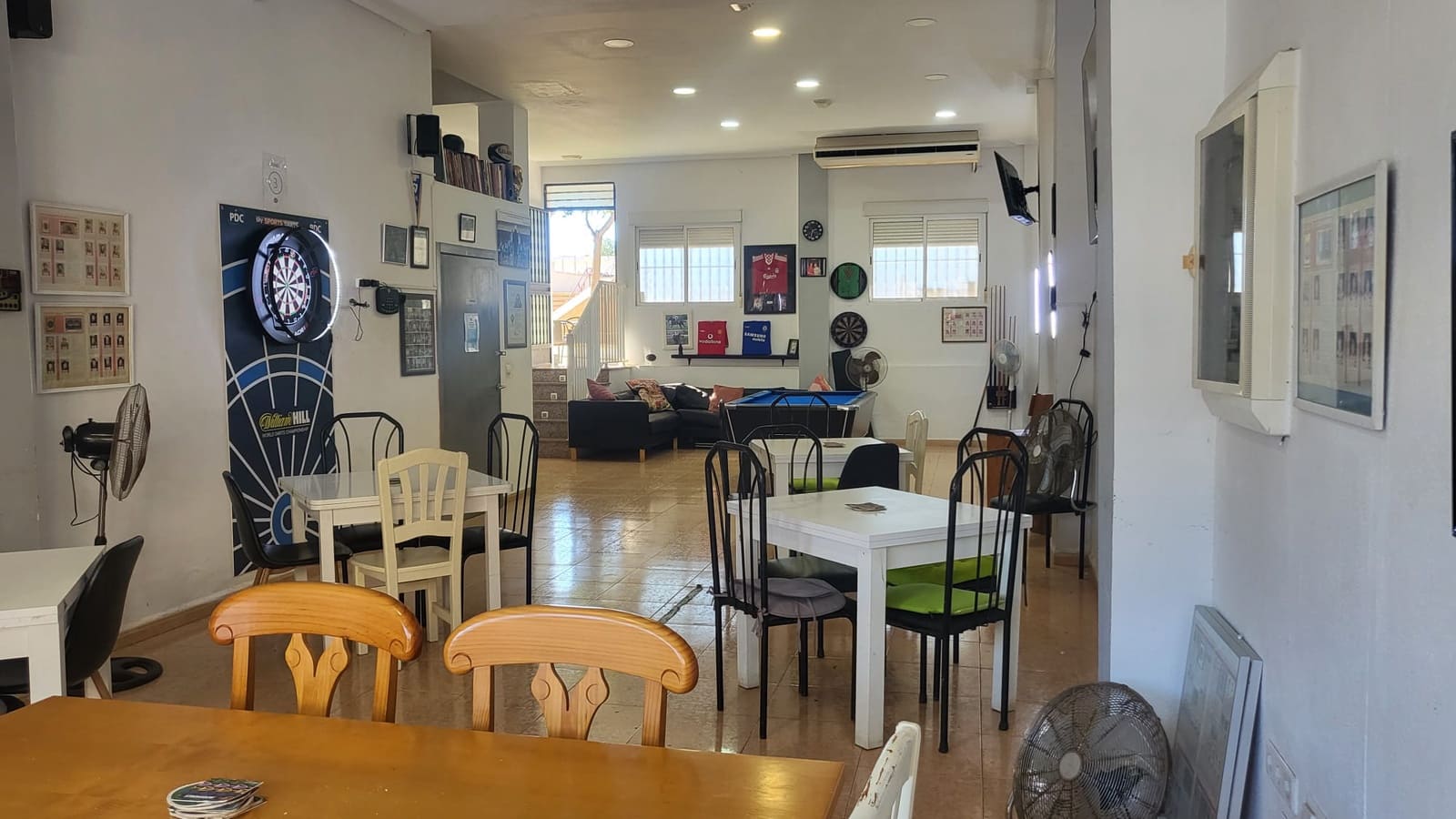 Comercial para venda em La Marina - 210 000 € (Ref: 9793199)