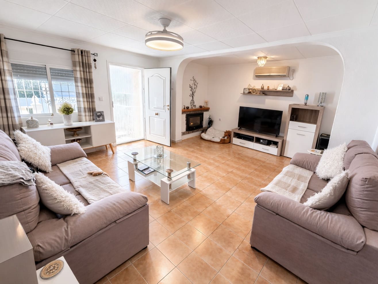 3 slaapkamer Villa te koop in La Marina met zwembad garage - € 214.950 (Ref: 9793509)