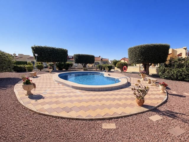 3 slaapkamer Villa te koop in La Marina, Elche / Elx met zwembad garage - € 214.950 (Ref: 9793509)