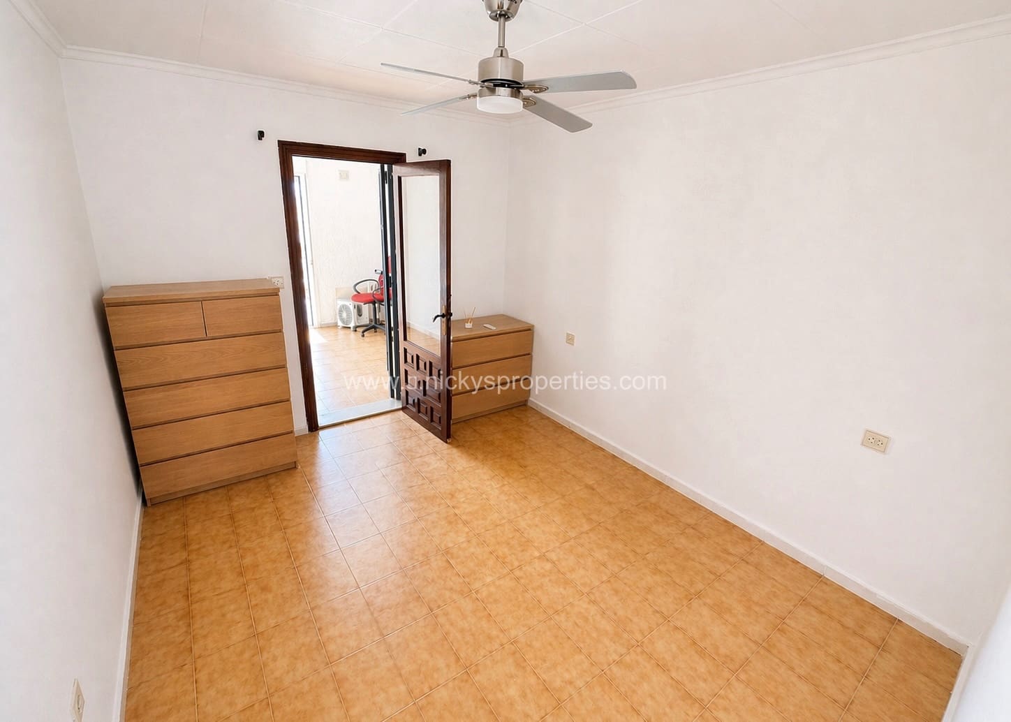 3 makuuhuone Rivitalo myytävänä paikassa La Marina - 119 500 € (Ref: 9795360)