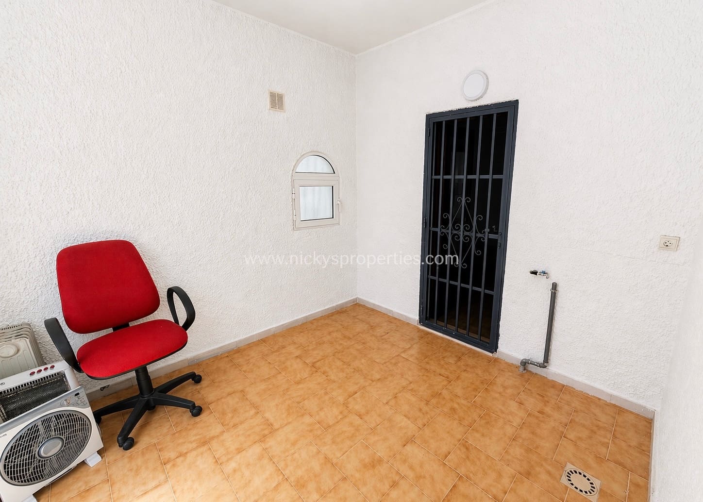 3 makuuhuone Rivitalo myytävänä paikassa La Marina - 119 500 € (Ref: 9795360)