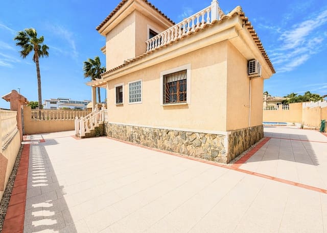 4 camera da letto Villa in vendita in La Marina, Elche / Elx con piscina garage - 329.950 € (Rif: 9798009)