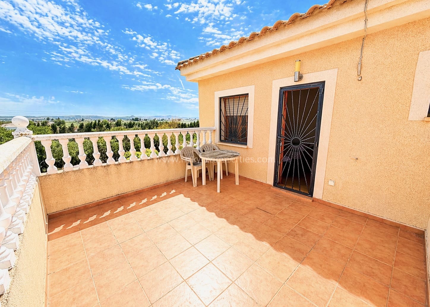 4 sypialnia Willa na sprzedaż w La Marina z basenem garażem - 329 950 € (Ref: 9798009)