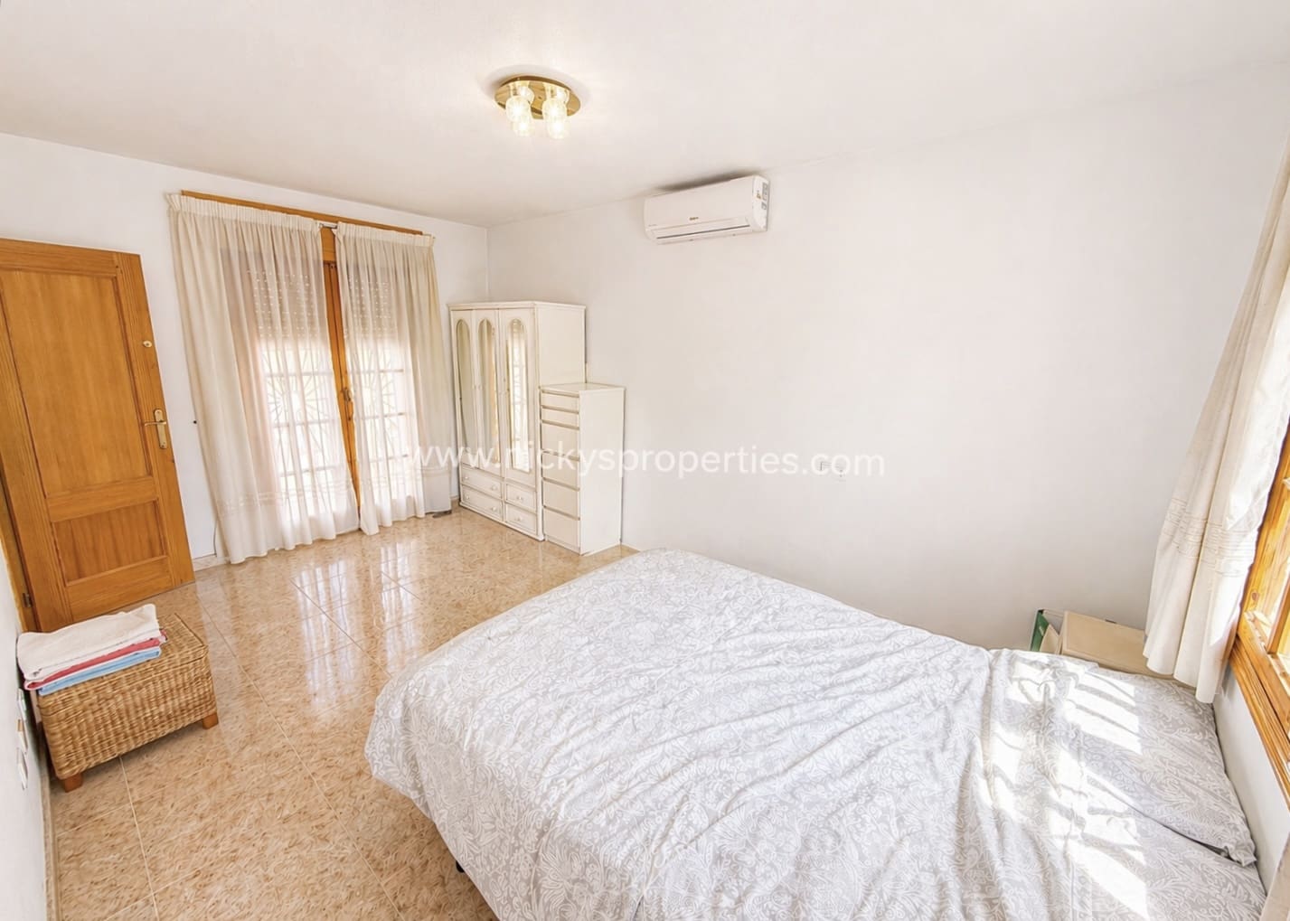 4 camera da letto Villa in vendita in San Fulgencio con piscina garage - 329.950 € (Rif: 9805606)