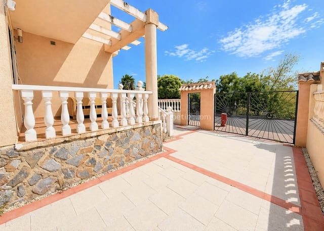 4 camera da letto Villa in vendita in San Fulgencio con piscina garage - 329.950 € (Rif: 9805606)