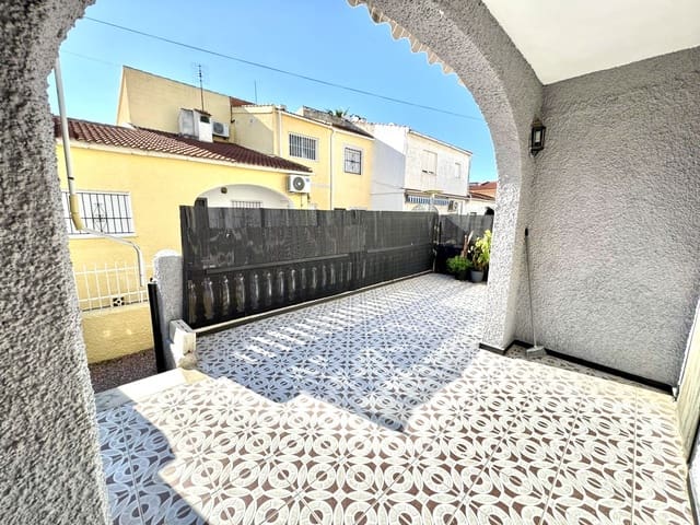 1 camera da letto Villetta a Schiera in vendita in La Marina, Elche / Elx - 104.950 € (Rif: 9832052)