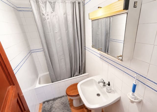 1 sypialnia Dom szeregowy na sprzedaż w La Marina, Elche / Elx - 78 000 € (Ref: 9867888)