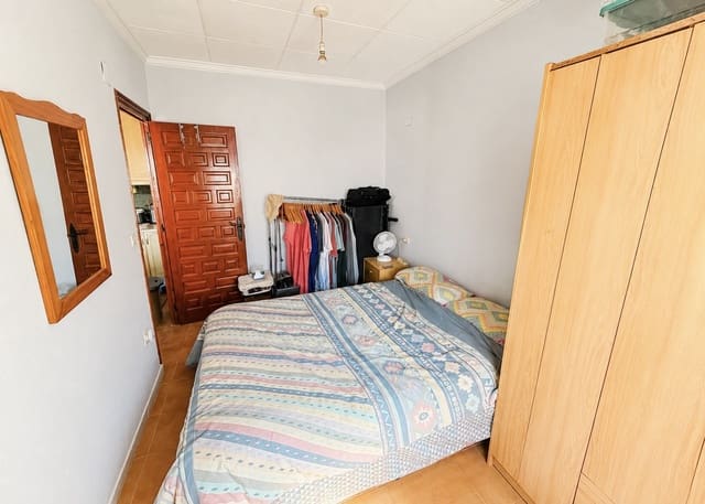 1 sypialnia Dom szeregowy na sprzedaż w La Marina, Elche / Elx - 78 000 € (Ref: 9867888)