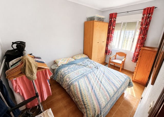 1 sypialnia Dom szeregowy na sprzedaż w La Marina, Elche / Elx - 78 000 € (Ref: 9867888)