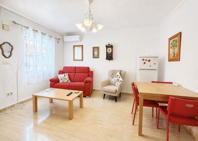 3 bedroom Terraced Villa for sale in La Marina, Elche / Elx - € 129,950 (Ref: 9904972)