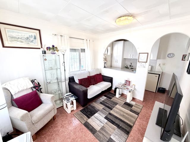 2 Zimmer Reihenhaus zu verkaufen in La Marina, Elche / Elx - 115.000 € (Ref: 9911992)