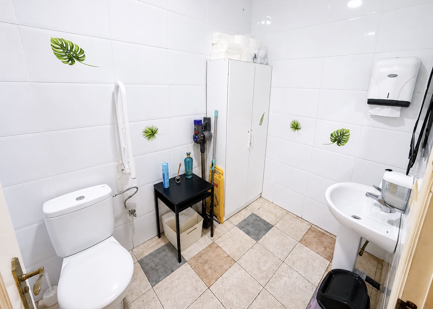 Erhverv til salg i La Marina - € 39.000 (Ref: 9934850)
