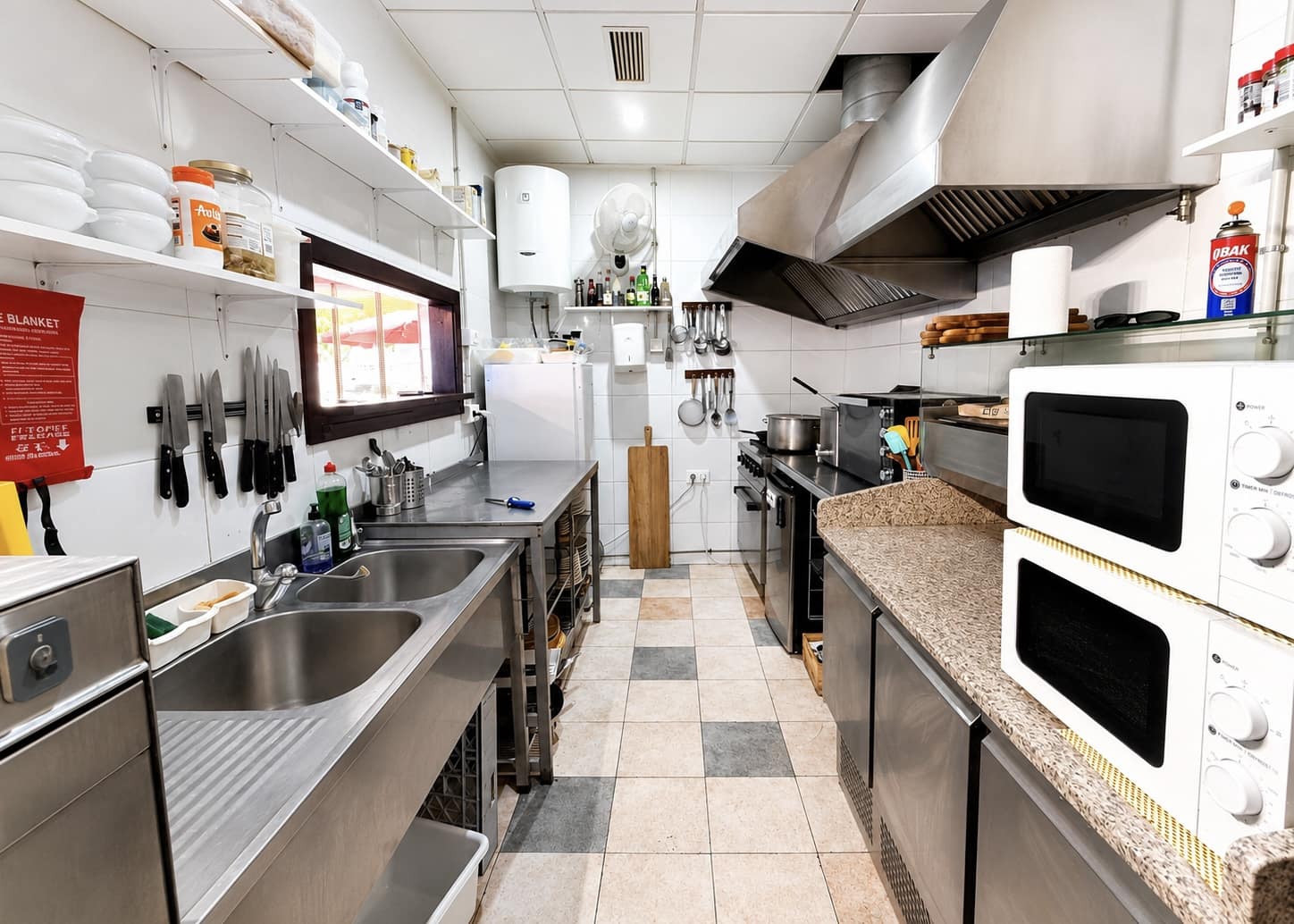 Erhverv til salg i La Marina - € 39.000 (Ref: 9934850)