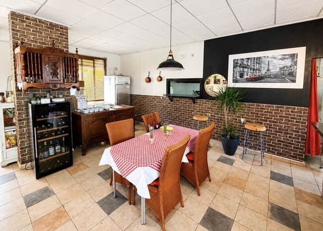 Erhverv til salg i La Marina, Elche / Elx - € 39.000 (Ref: 9934850)