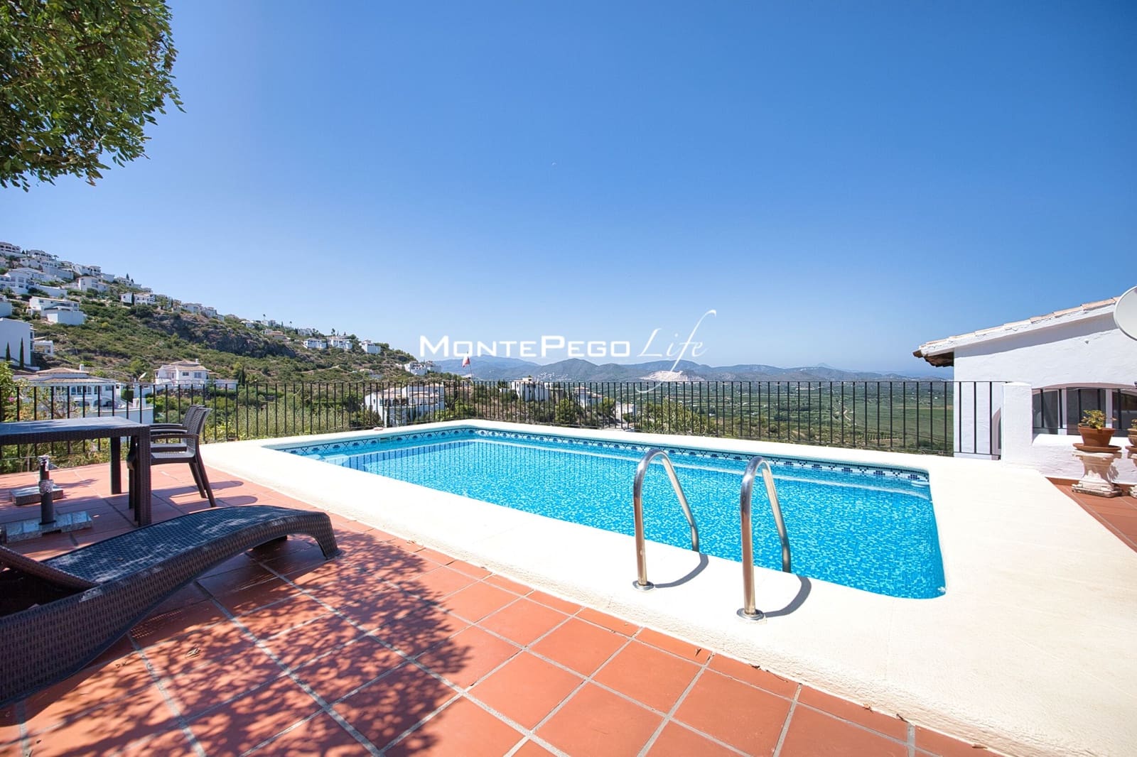 3 quarto Moradia para venda em Monte Pego com piscina garagem - 430 000 € (Ref: 10016714)