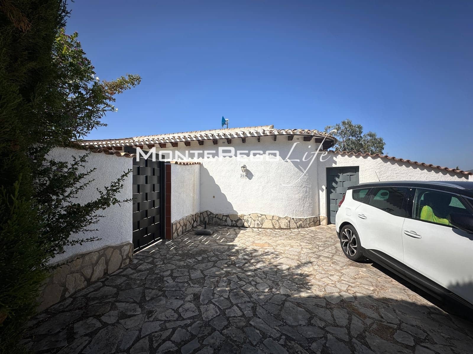 3 camera da letto Villa in vendita in Monte Pego con piscina garage - 460.000 € (Rif: 10023029)