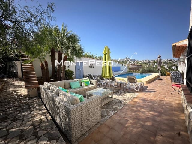 3 soveværelse Villa til salg i Monte Pego, Pego med swimmingpool garage - € 460.000 (Ref: 10023029)