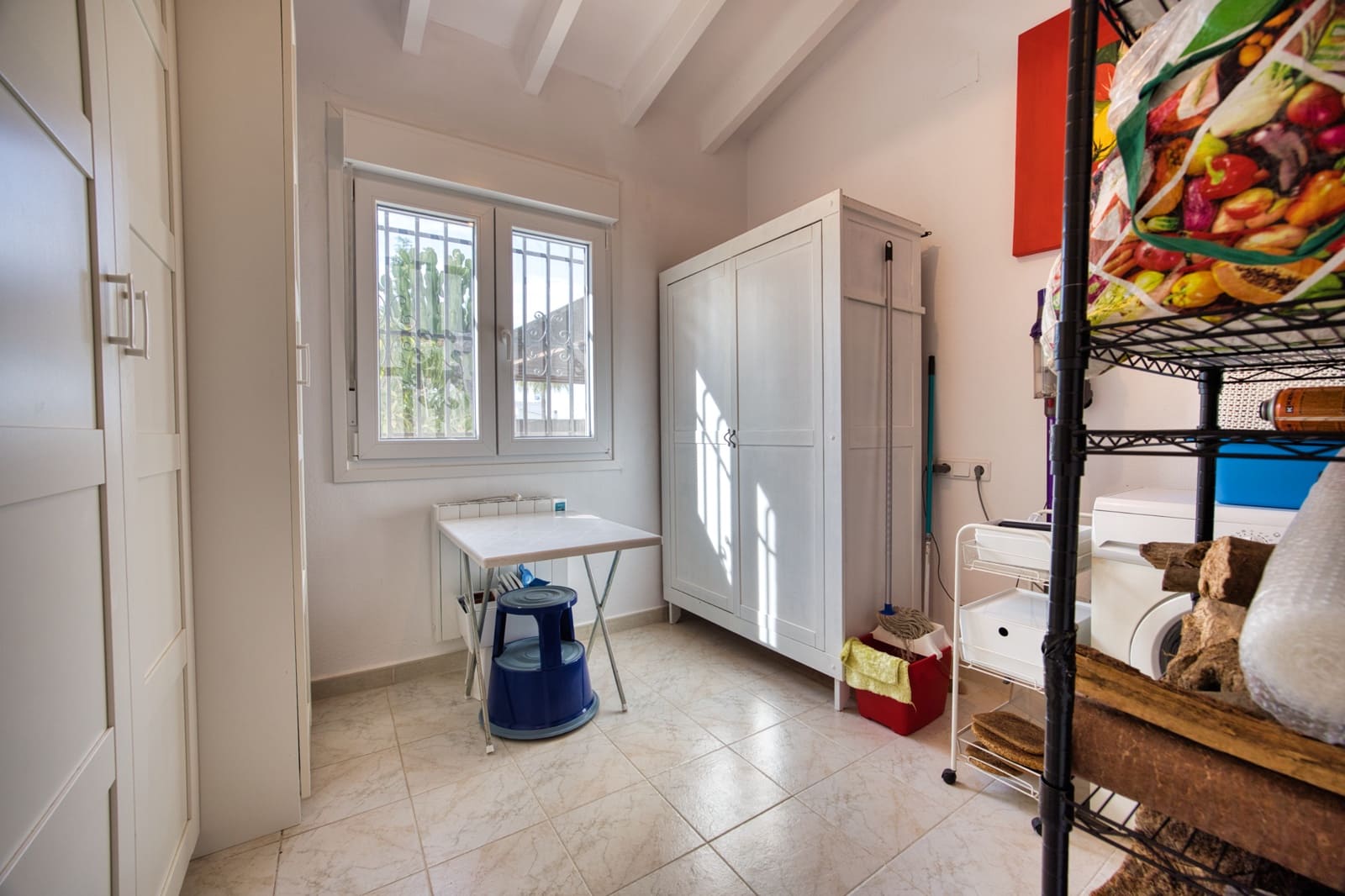 4 slaapkamer Villa te koop in Pego met zwembad garage - € 557.000 (Ref: 9934879)
