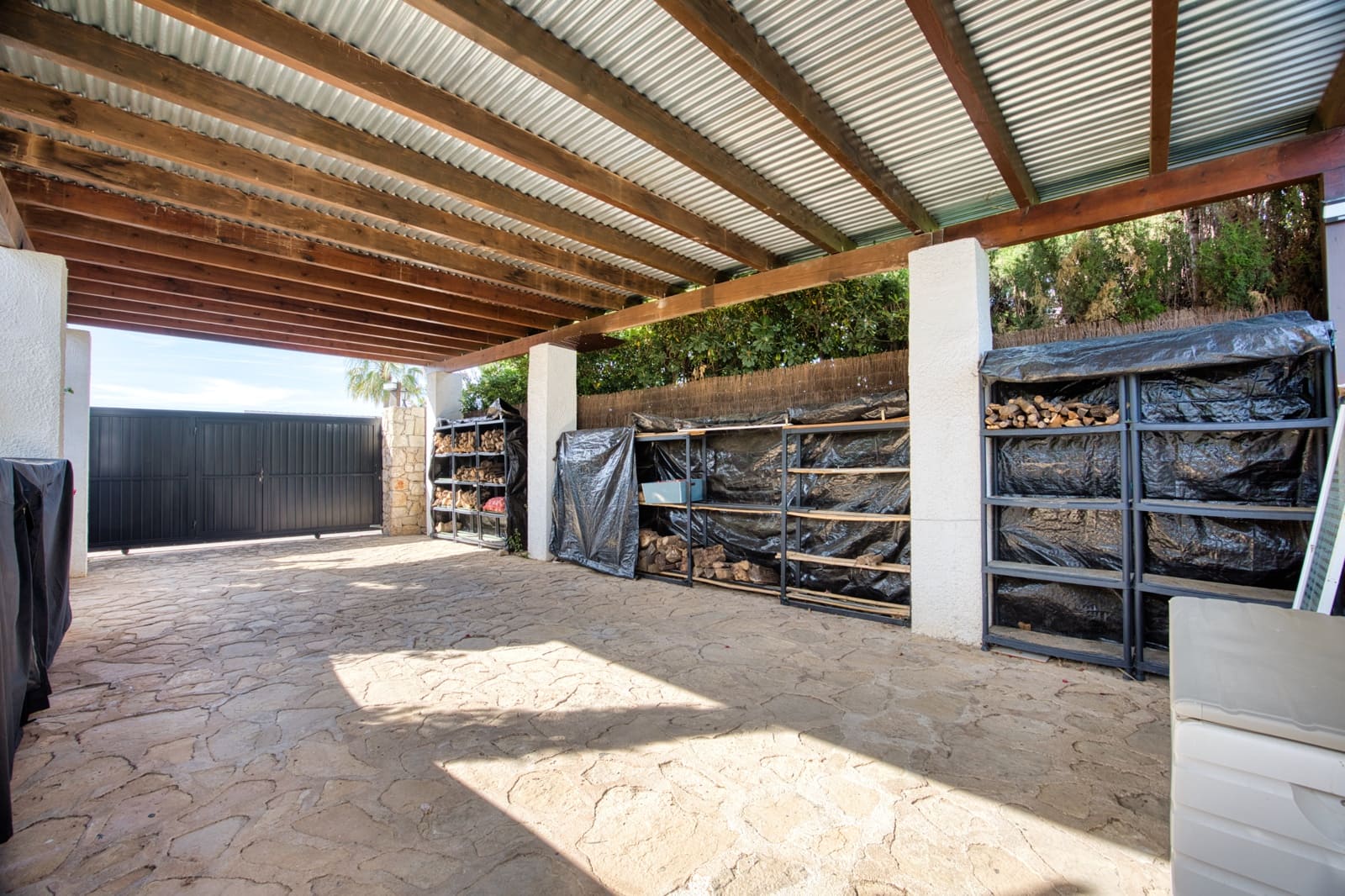 4 slaapkamer Villa te koop in Pego met zwembad garage - € 557.000 (Ref: 9934879)