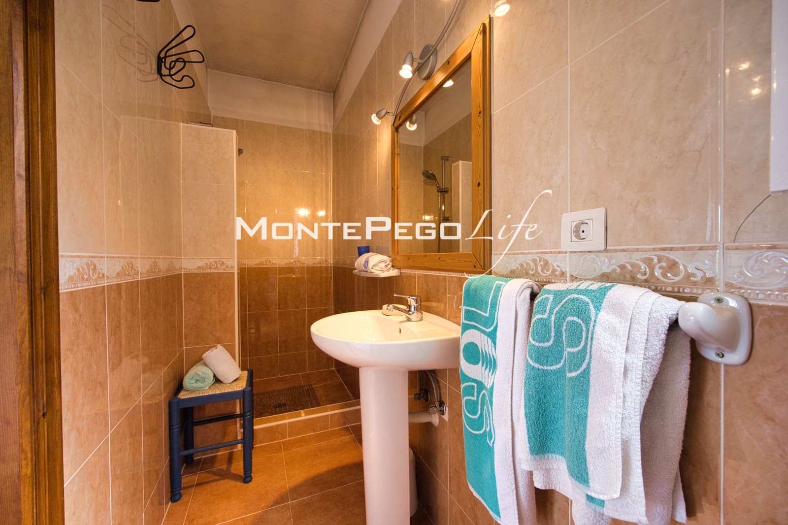 4 bedroom Villa for sale in Monte Pego with pool garage - € 499,000 (Ref: 9934879)