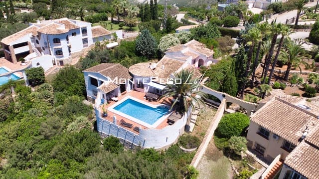 5 bedroom Villa for sale in Monte Pego, Pego with pool garage - € 750,000 (Ref: 9934880)