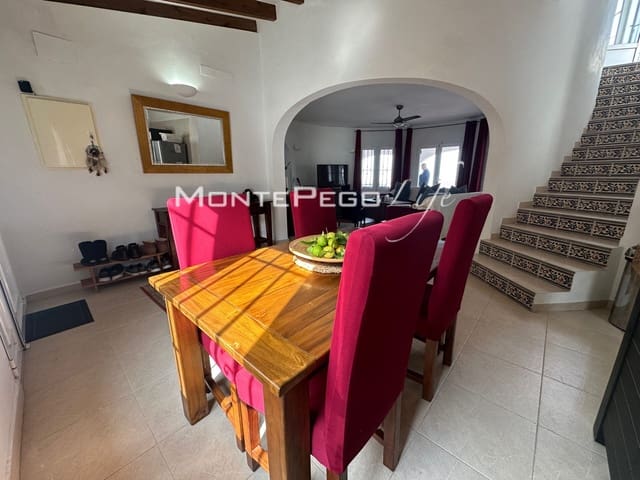 4 soveværelse Villa til salg i Monte Pego, Pego med swimmingpool garage - € 585.000 (Ref: 9934881)