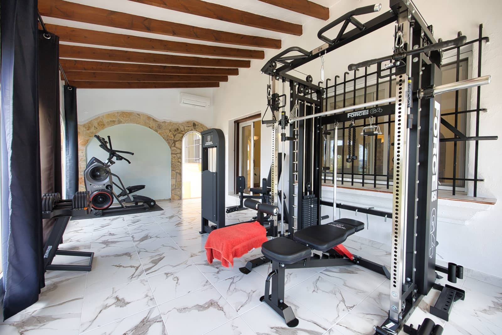 4 slaapkamer Villa te koop in Pego met zwembad garage - € 790.000 (Ref: 9934882)