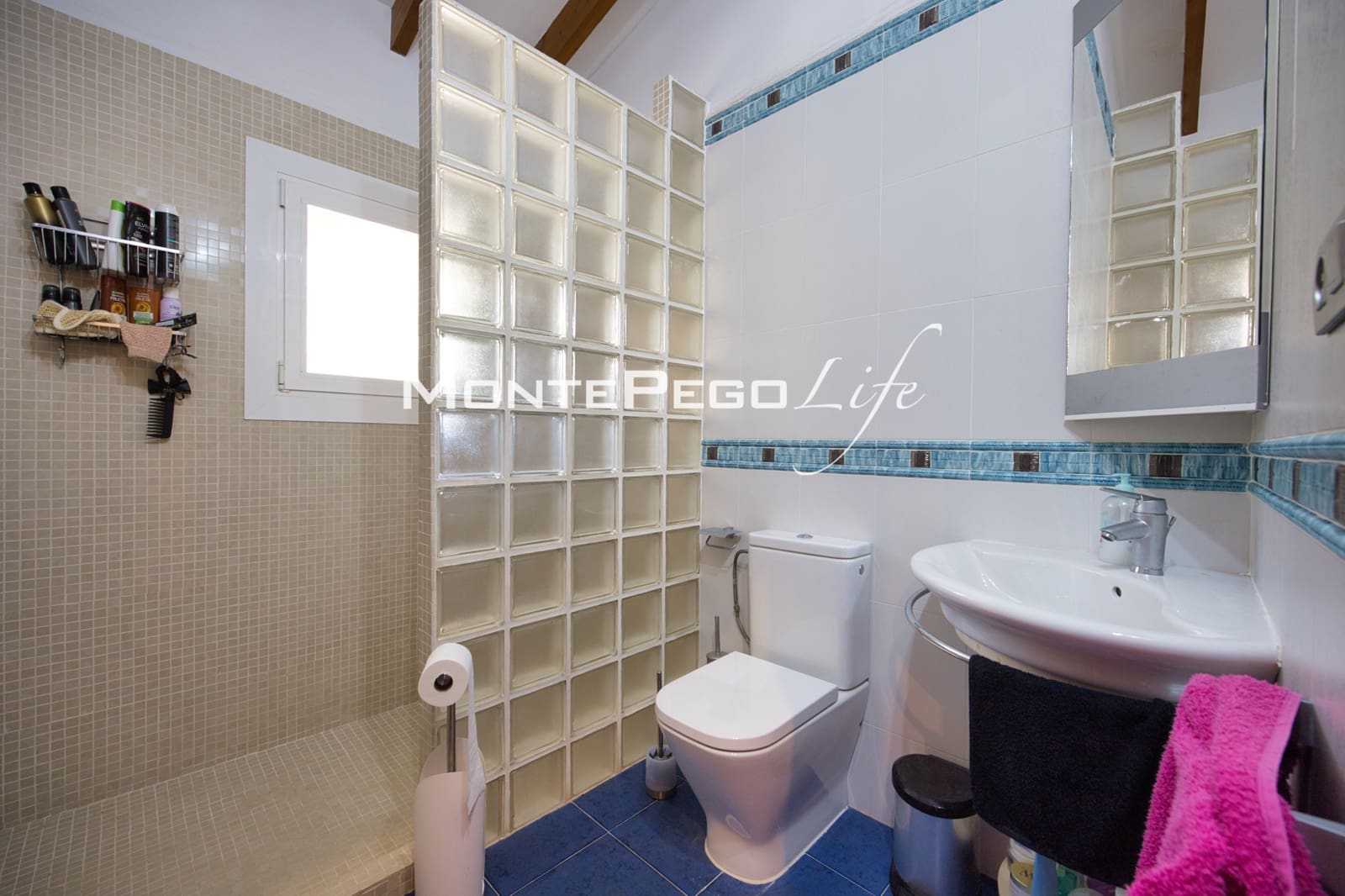 4 soveværelse Villa til salg i Monte Pego med swimmingpool garage - € 790.000 (Ref: 9934882)