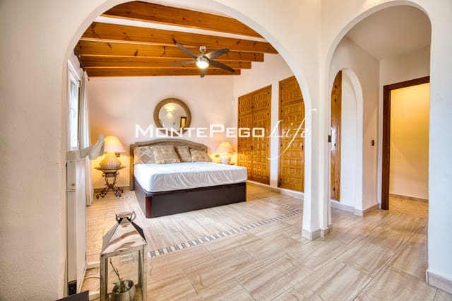 4 bedroom Villa for sale in Monte Pego, Pego with pool garage - € 790,000 (Ref: 9934882)