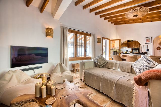 3 slaapkamer Villa te koop in Pego met zwembad garage - € 459.000 (Ref: 9934884)