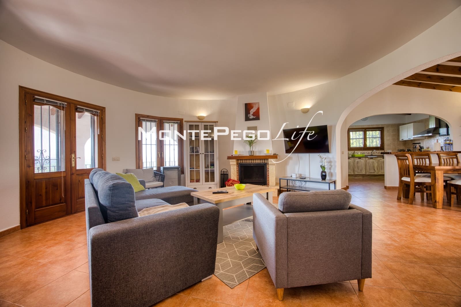4 bedroom Villa for sale in Monte Pego with pool garage - € 440,000 (Ref: 9934885)