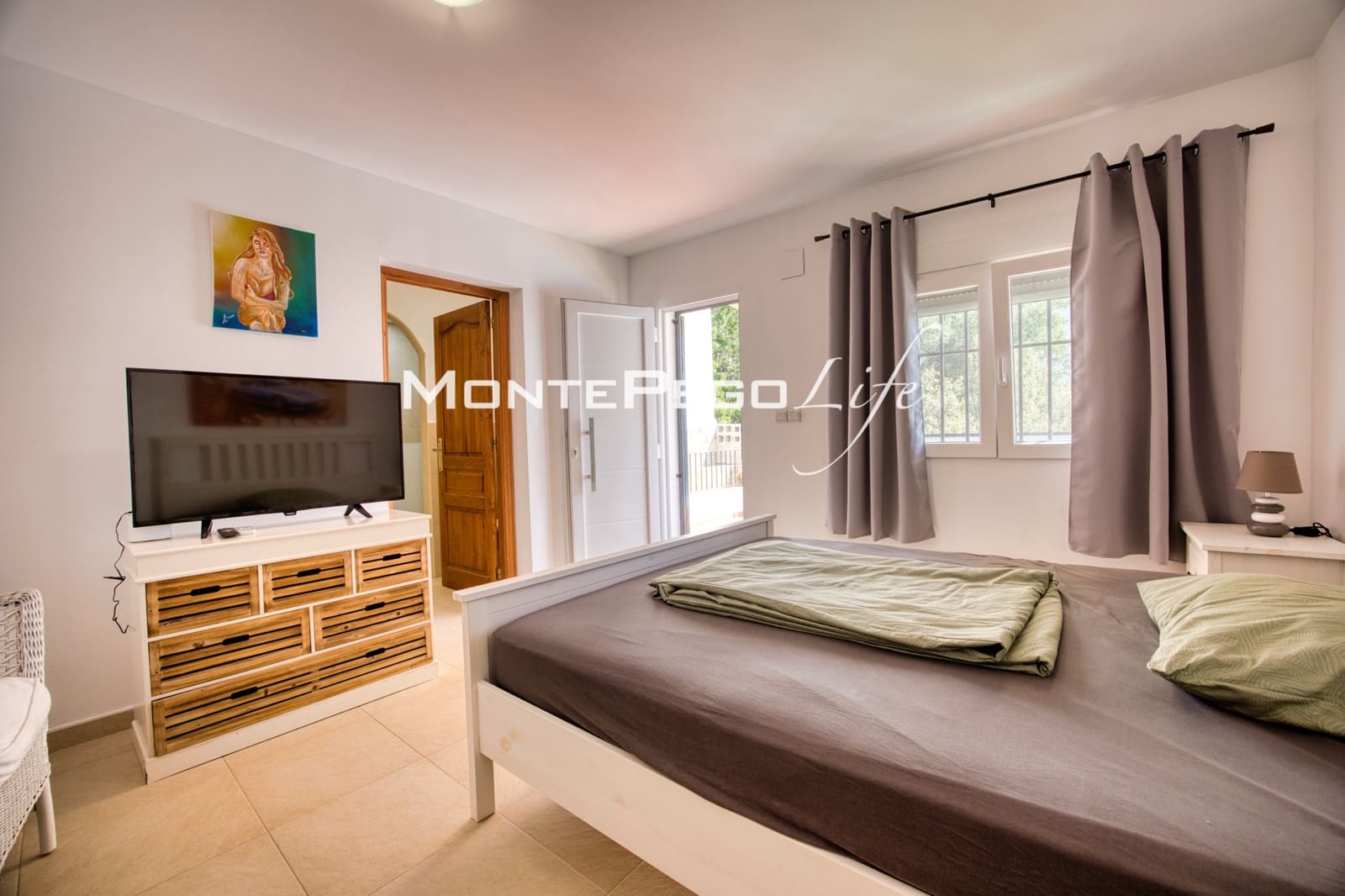 4 bedroom Villa for sale in Monte Pego with pool garage - € 440,000 (Ref: 9934885)
