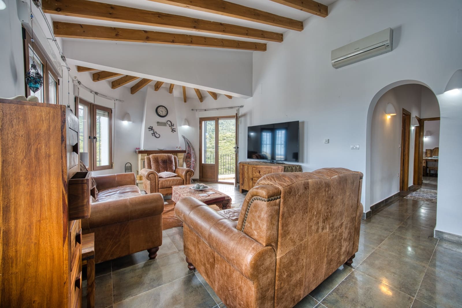 5 slaapkamer Villa te koop in Pego met zwembad garage - € 580.000 (Ref: 9934886)